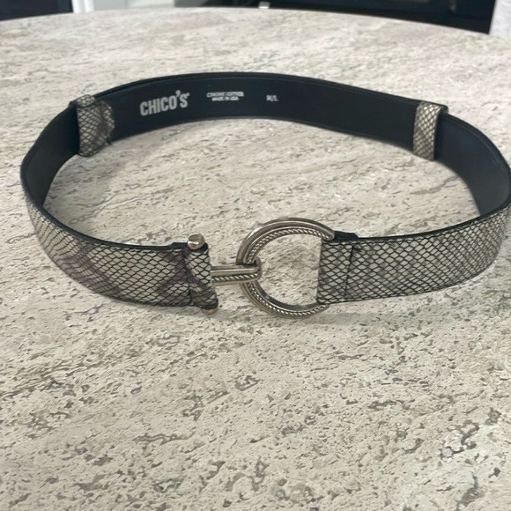 Chico’s adjustable leather belt M/L snakeskin